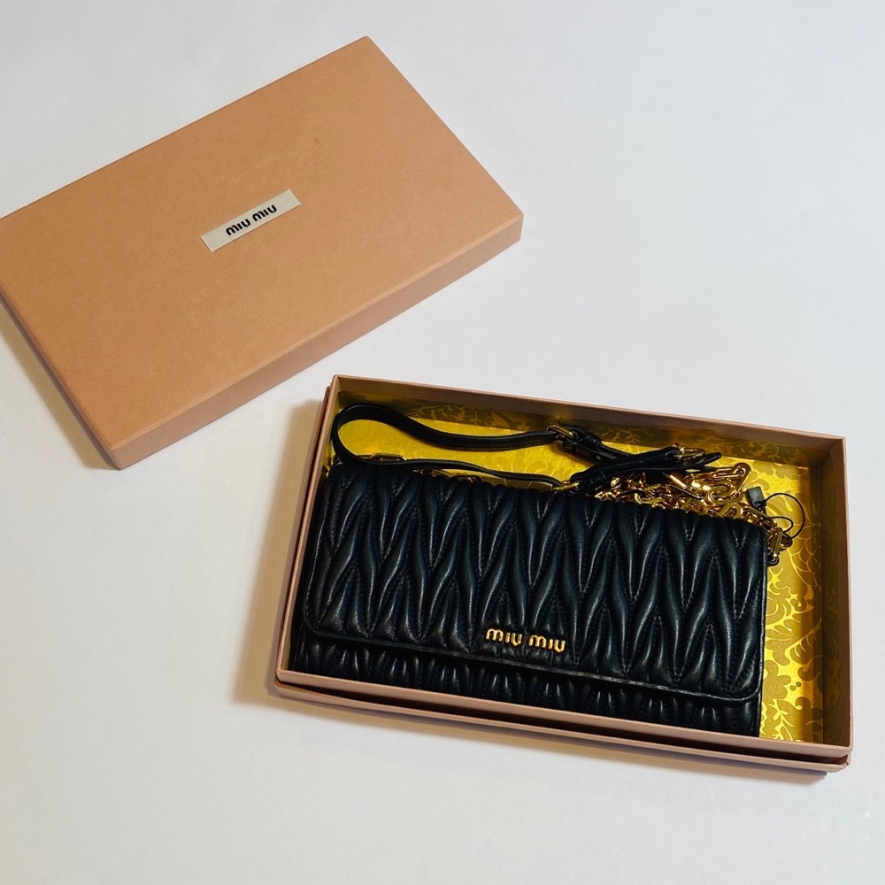 SOLD!Brand New MIU MIU Black Wallet on Chain - Picture 1 of 9